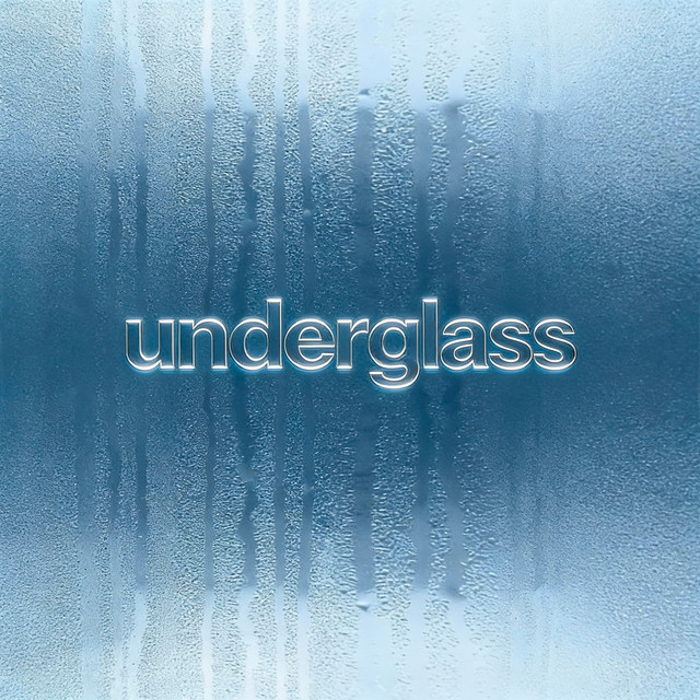 metatka — underglass